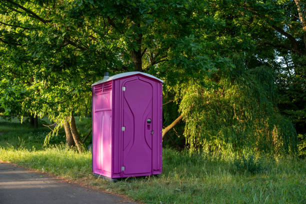 Porta potty delivery and setup in Youngsville, PA